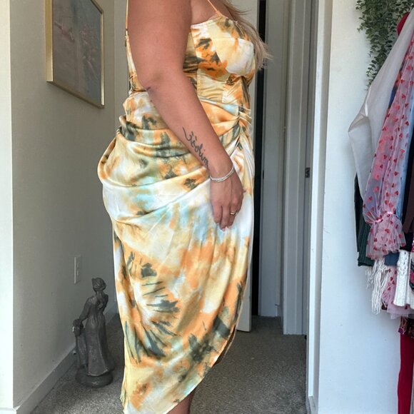 PRETTY LITTLE THING TWO PIECE RUCHED SET - Picture 14 of 14